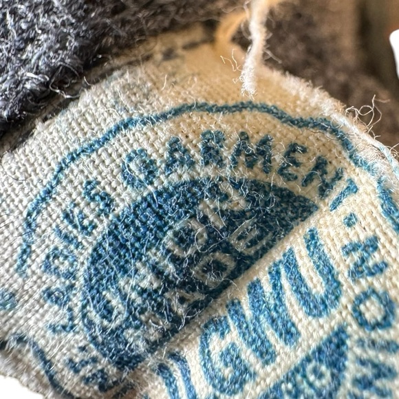 Vintage Union Saks Fifth Avenue Gray Wool Unlined Skirt - Picture 2 of 6